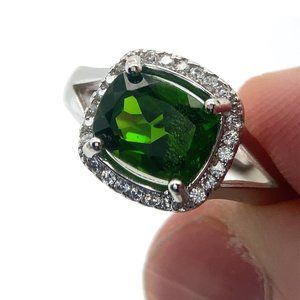 Chrome Diopside 1.45ct White Gold Finish Solid 925 Sterling Silver Ring